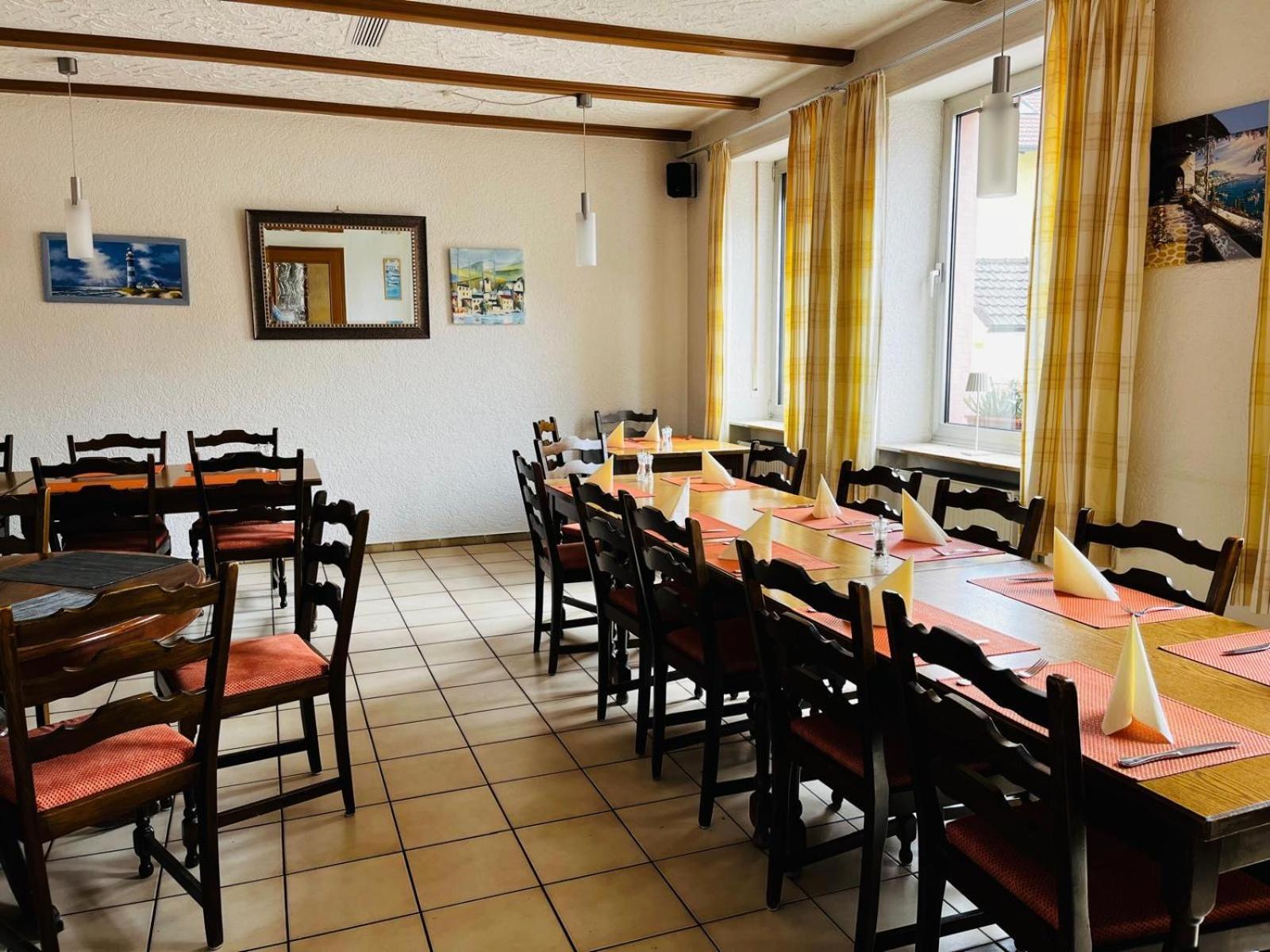 Landgasthof Zur Sonne I Hotel & Restaurant Neuburg am Rhein Extérieur photo